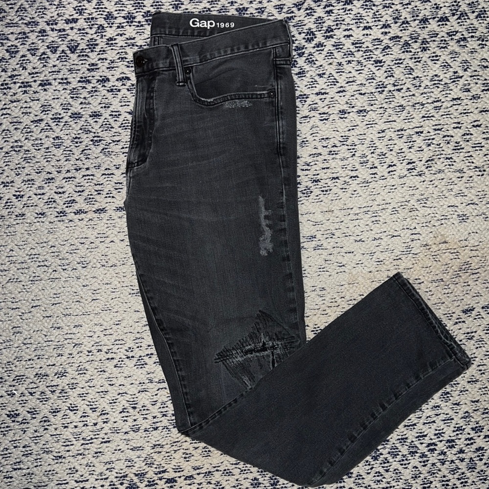 Gap Men’s Skinny Distressed Denim Jeans | Grey | Size 34x32
